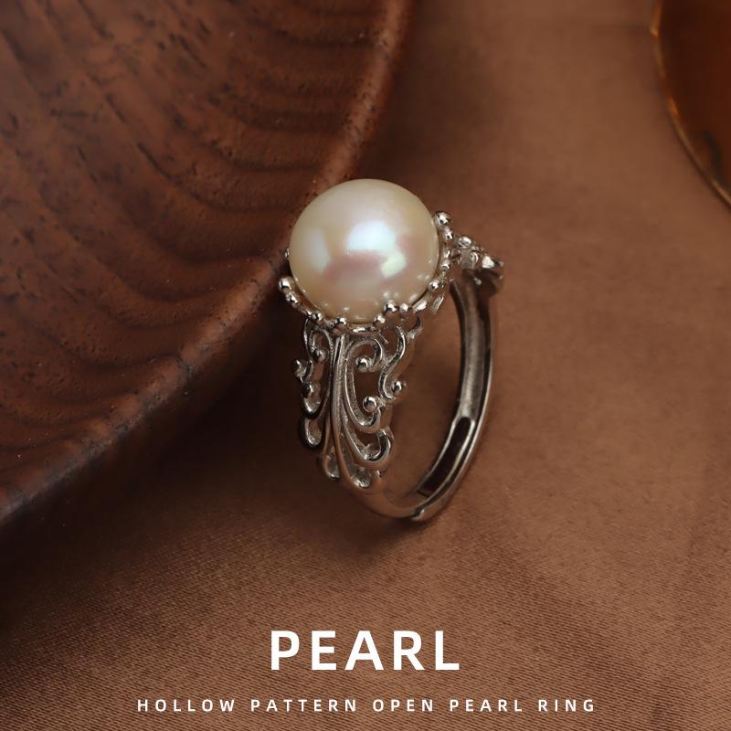 R108 Carved sterling silver pearl ring