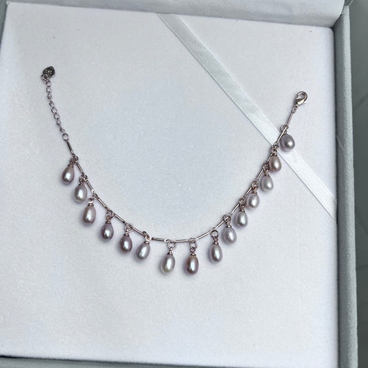 (B010) TASSELS bracelet