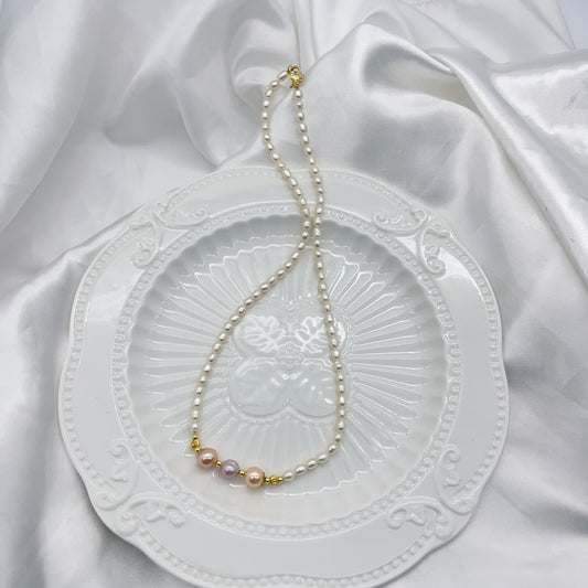 (N063)Long necklace of colored pearls