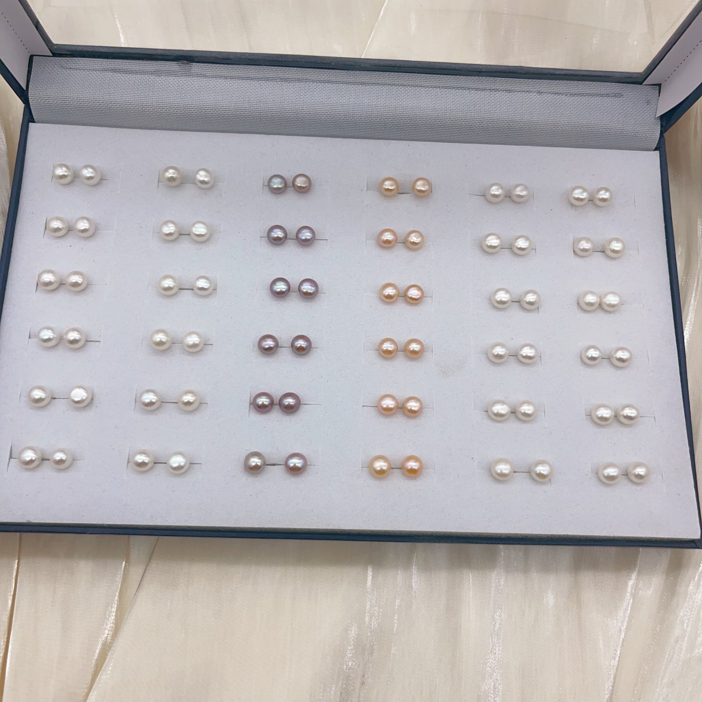 E71 Sterling sliver  pearl stud  20$ for 3 pairs  freshwater pearl