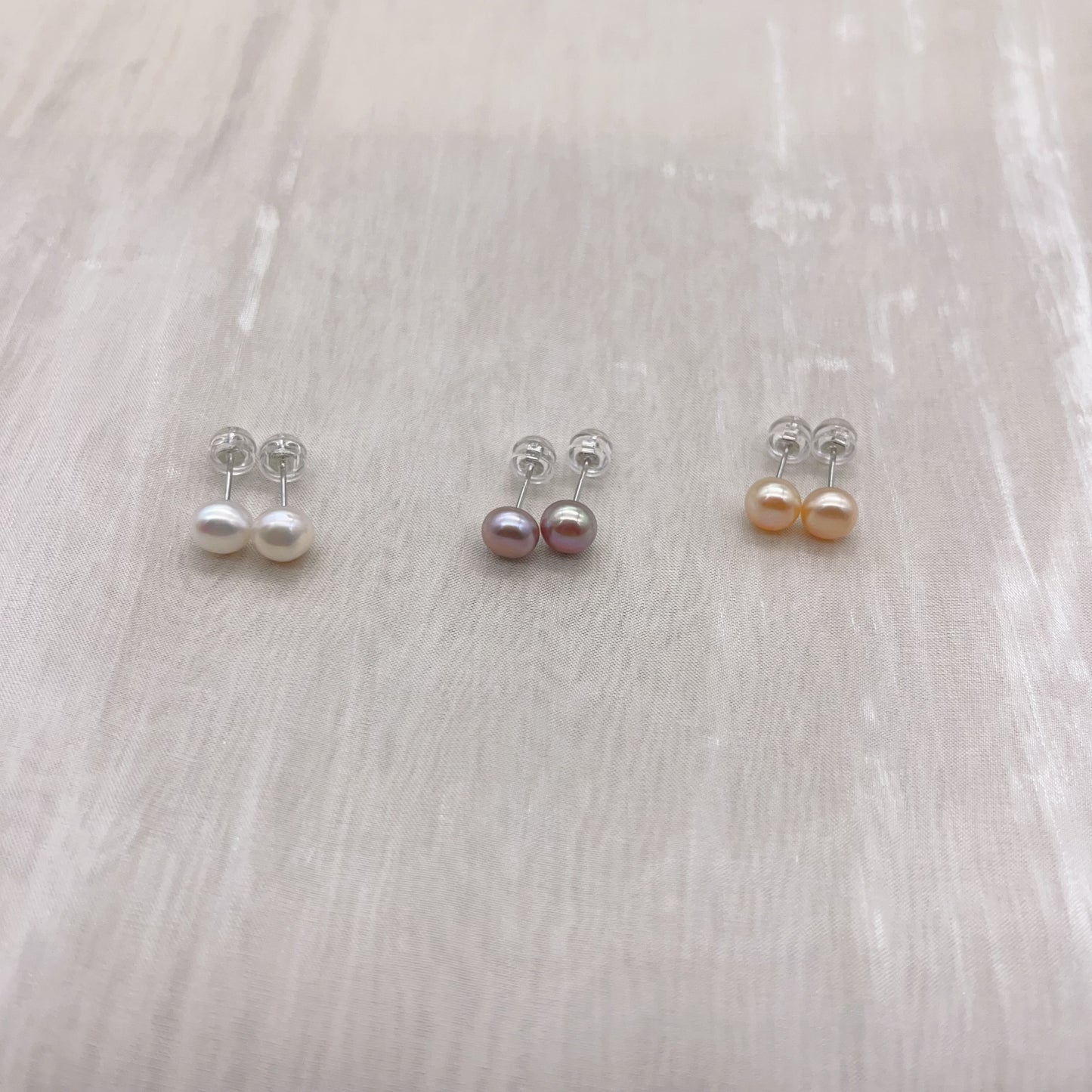 E71 Sterling sliver  pearl stud  20$ for 3 pairs  freshwater pearl