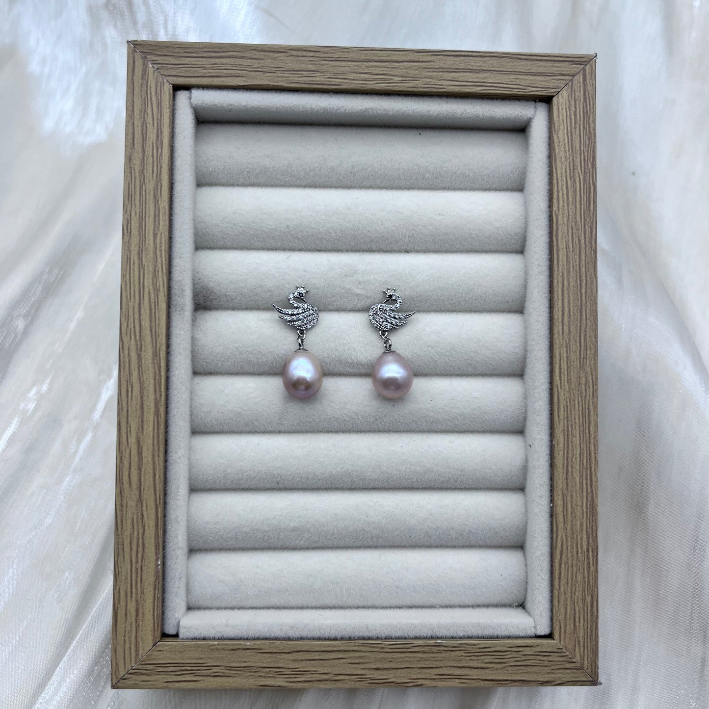 E72 S925 silver swan earrings