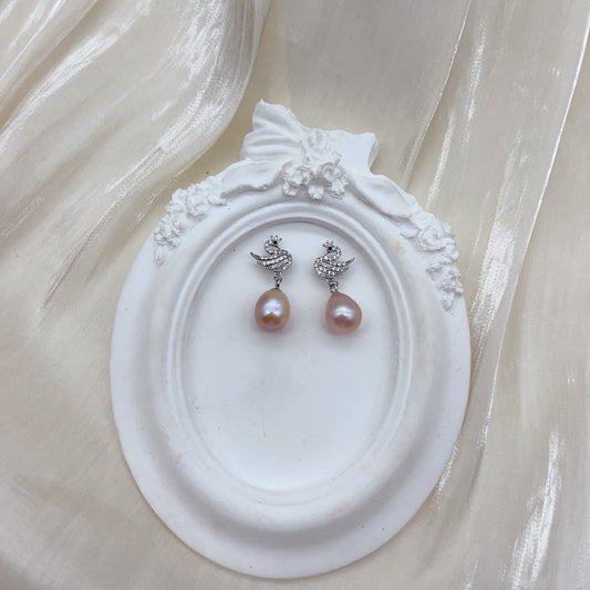 E72 S925 silver swan earrings
