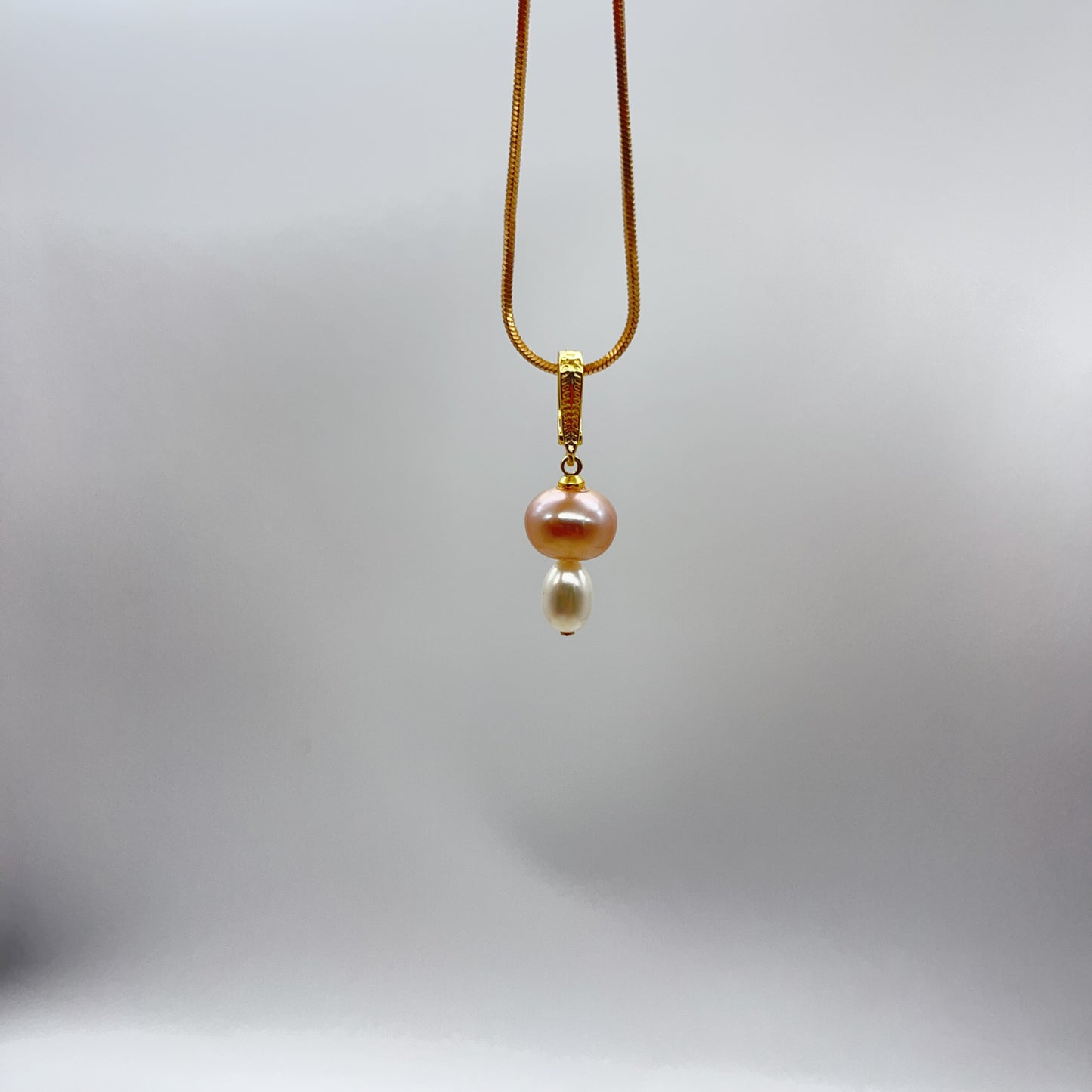 (P011) mushroom pearl pendant