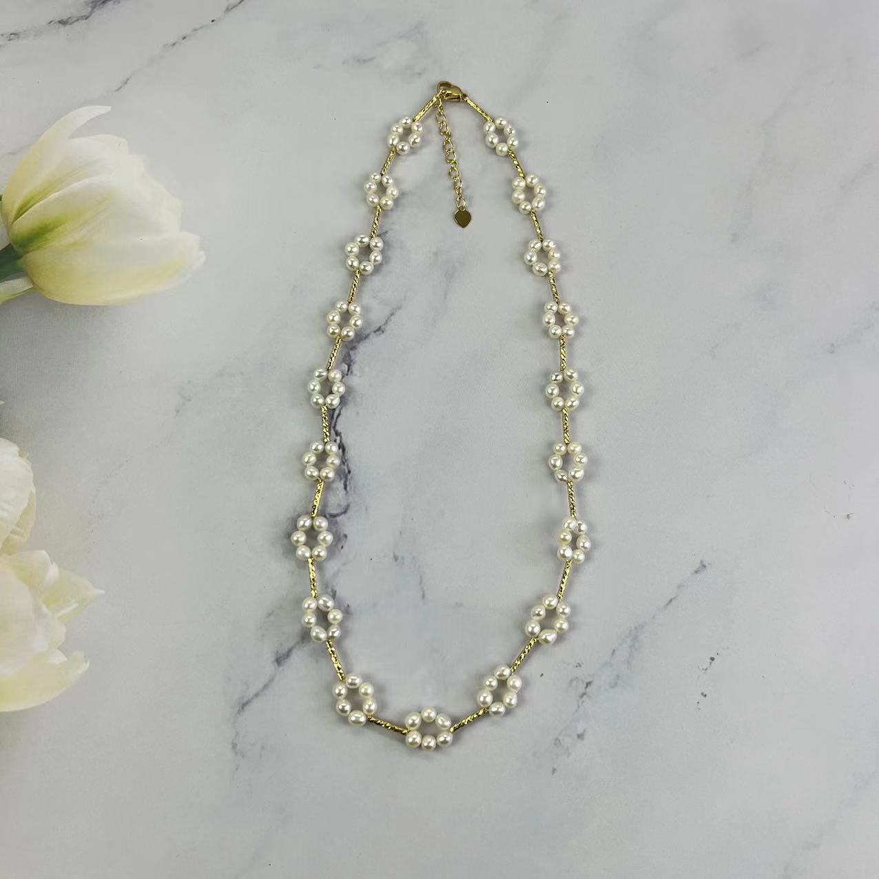 (N100)Pearl woven flower necklace