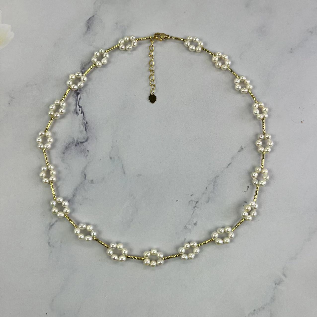 (N100)Pearl woven flower necklace