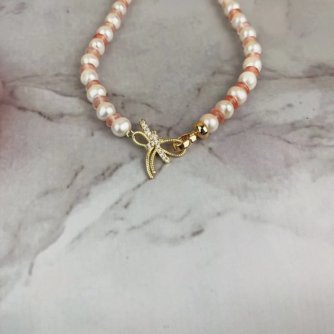 (N077)Pearl and crystal long necklace