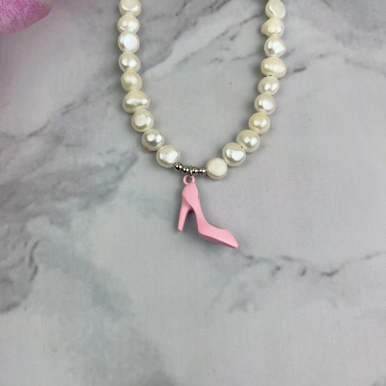 (J012)  High heels and cat Pearl Jewelry set