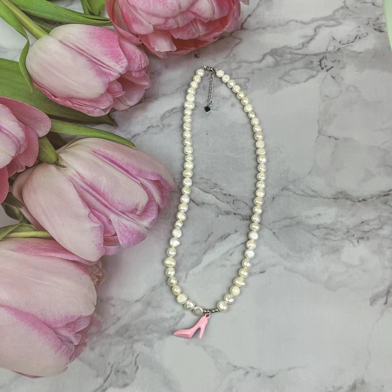 (J012)  High heels and cat Pearl Jewelry set