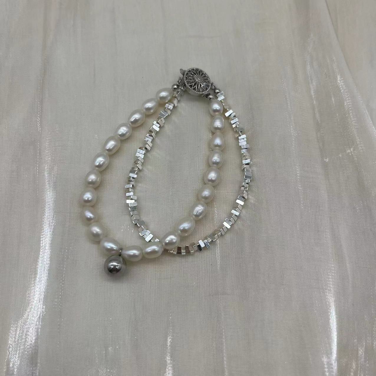 (B050) Double-deck Double pearl and keshi bead bracelet