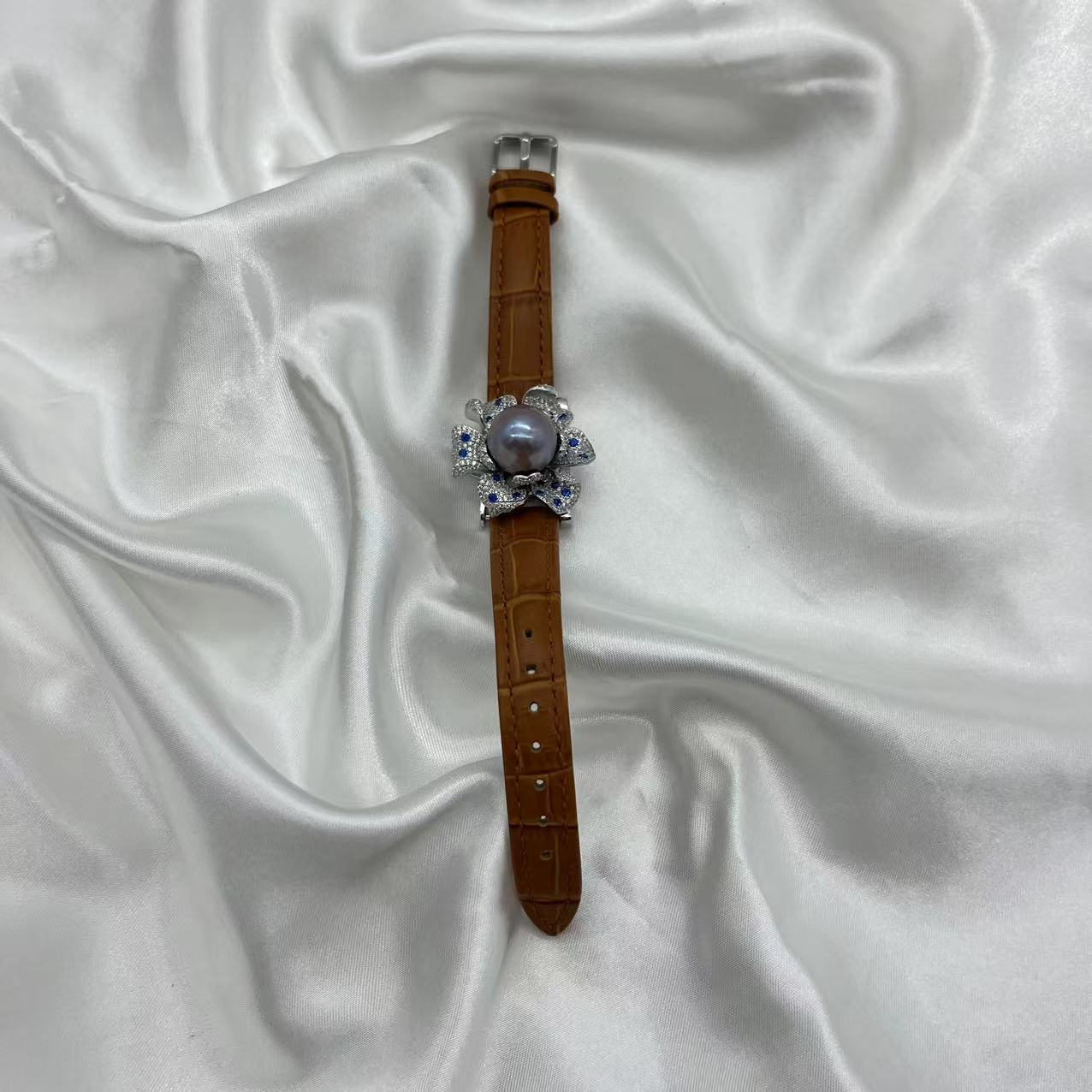 (B051) Edison pearl watchband bracelet
