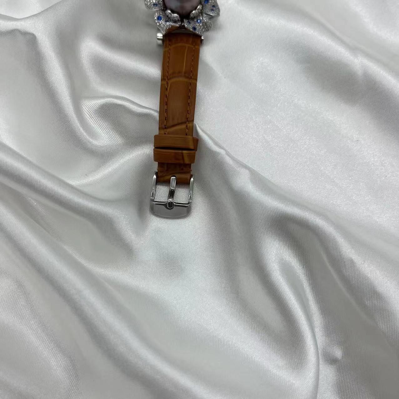 (B051) Edison pearl watchband bracelet