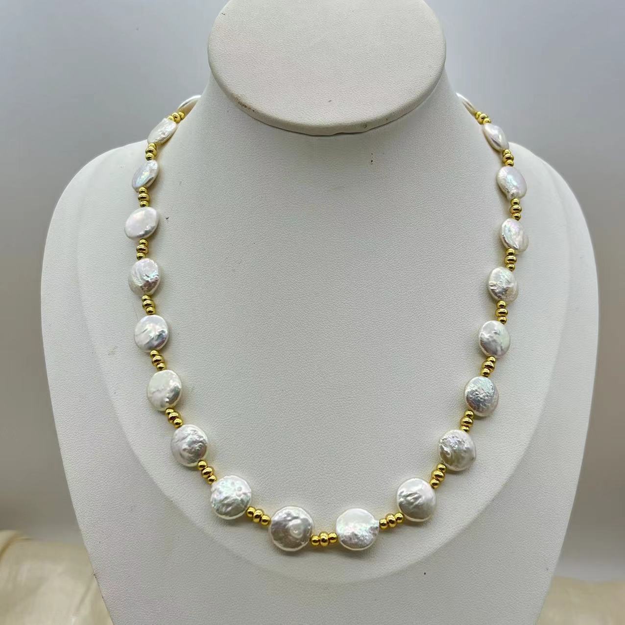 (N012)Baroque Pearl round pendant necklace