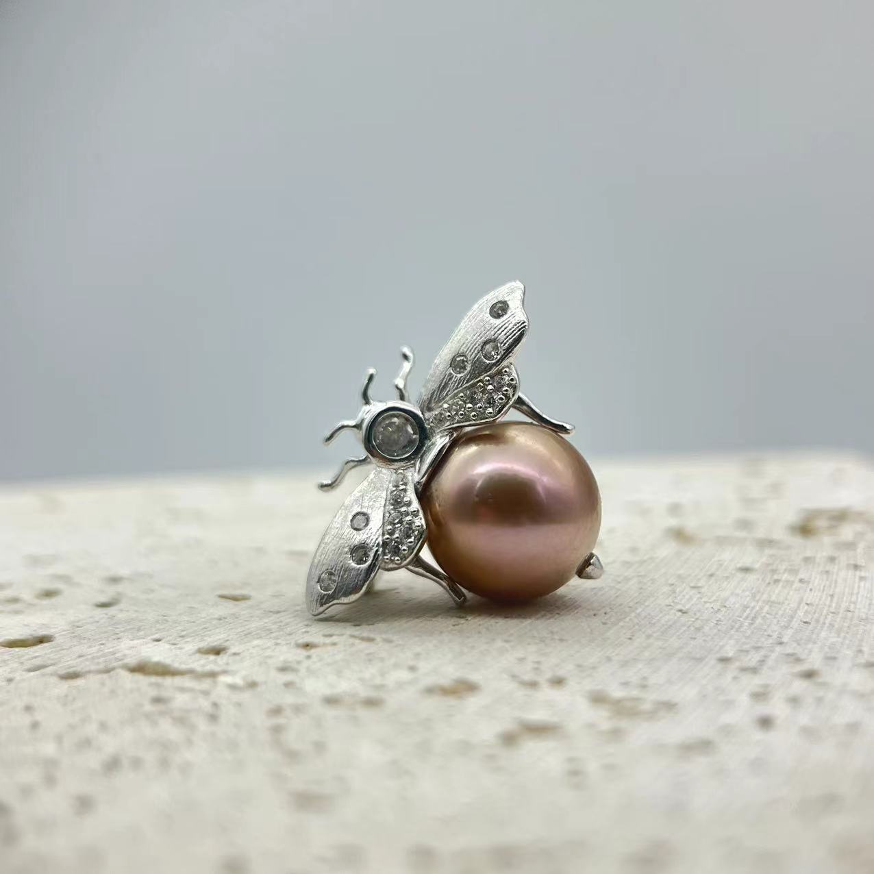 S925 Silver Edison bubble Bee Pendant