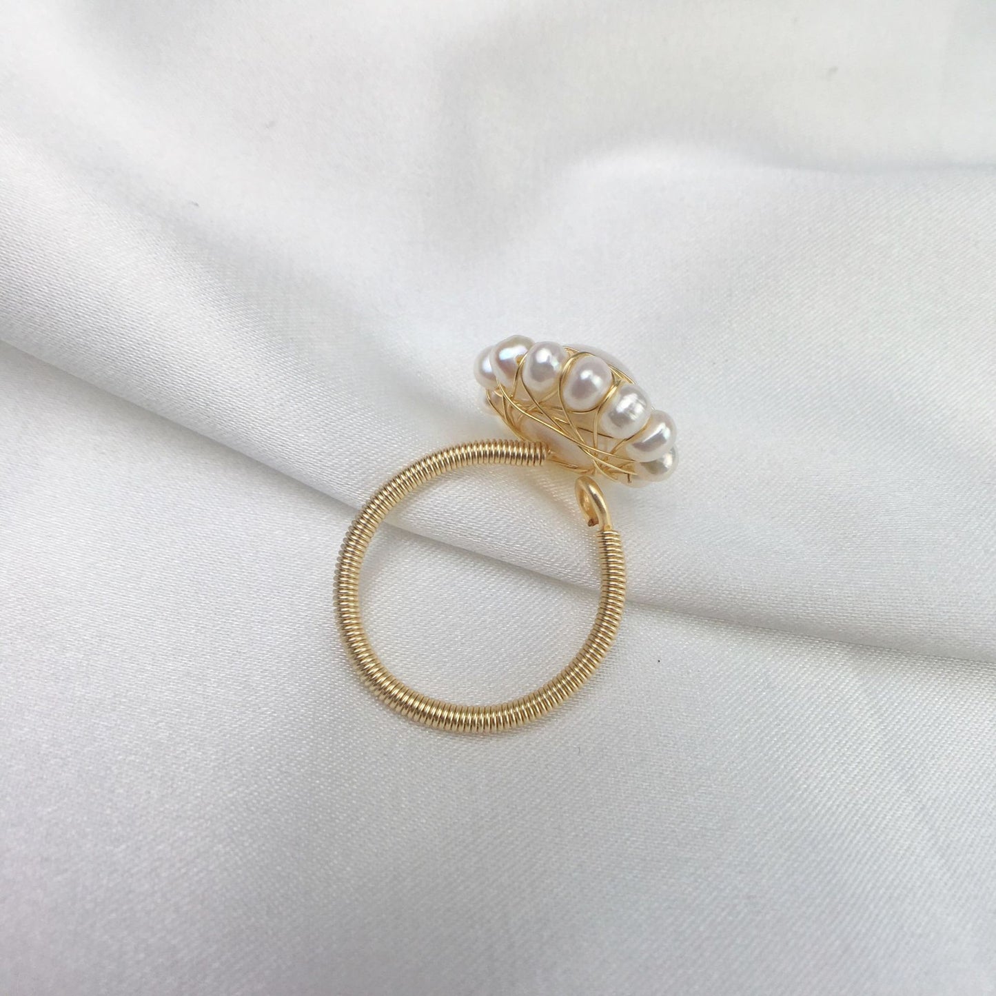 R37 Sunflower pearl ring