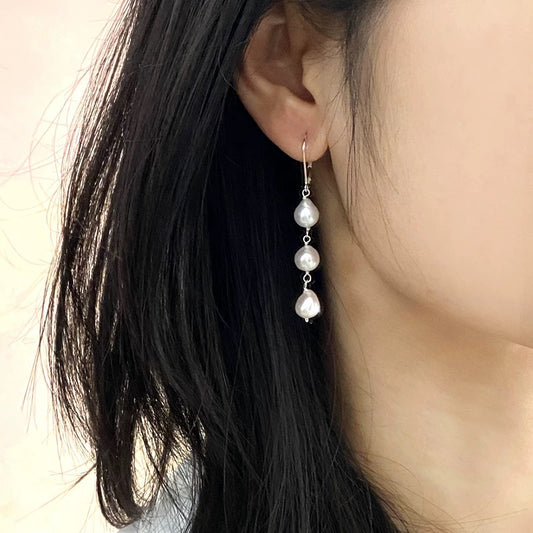 (E063) Baroque Pearl sterling silver earrings