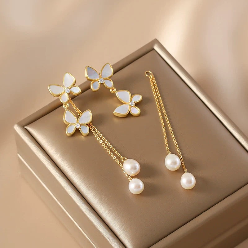 (E048) Butterfly Pearl dangling earrings