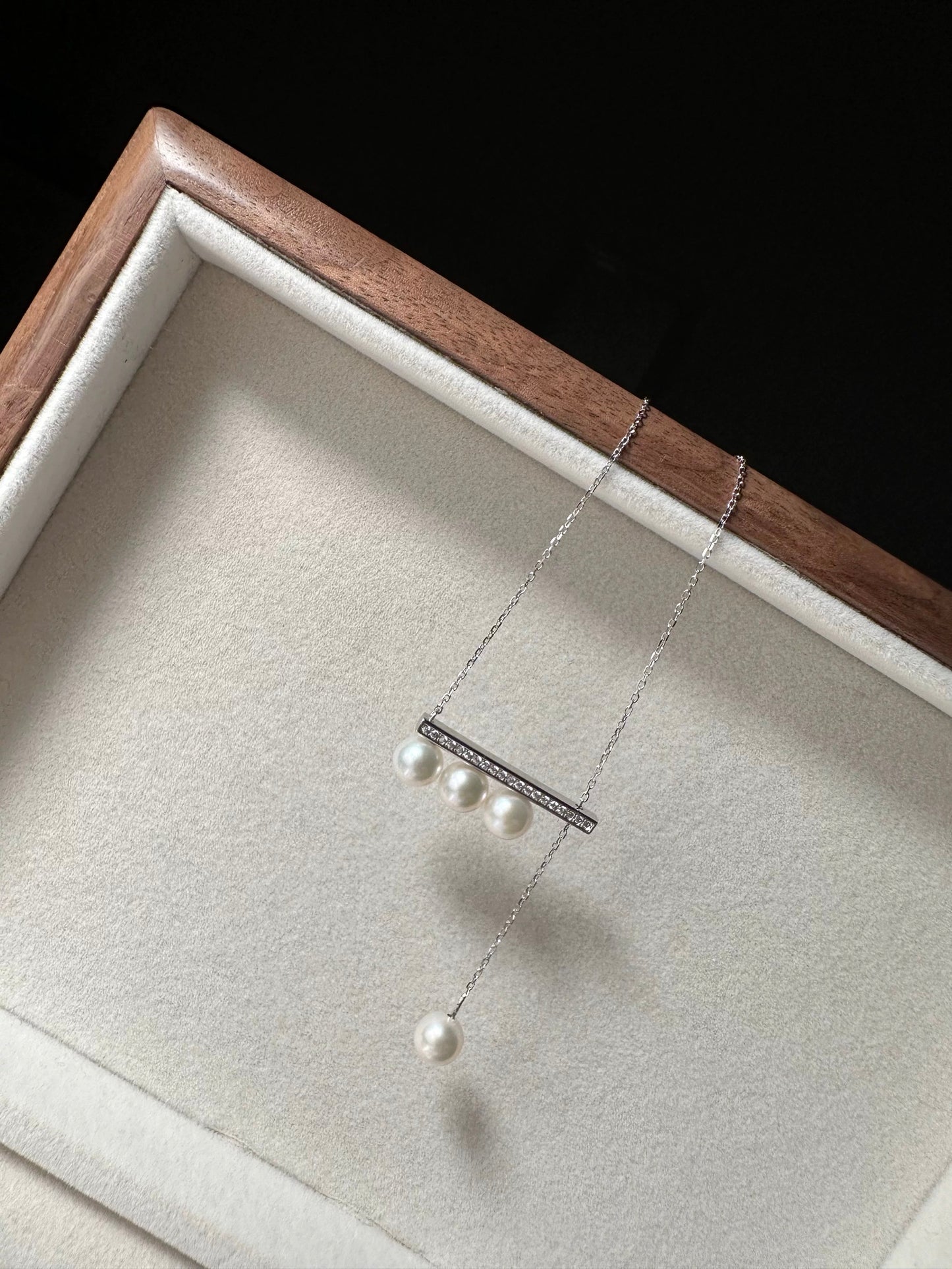 (J001)  S925 Silver balance beam Pearl set Pendant & stud