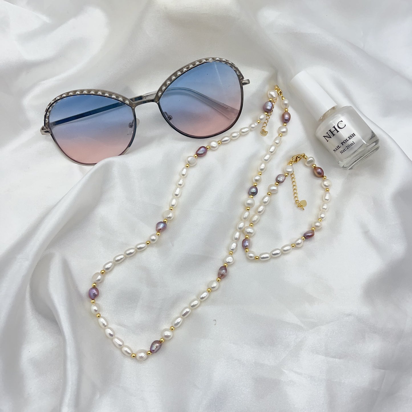 (J057)   Color of the spring set--necklace & bracelet