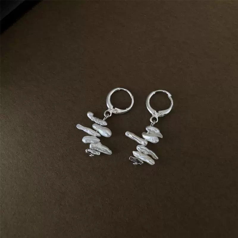 (E051) Baroque Pearl earrings S925
