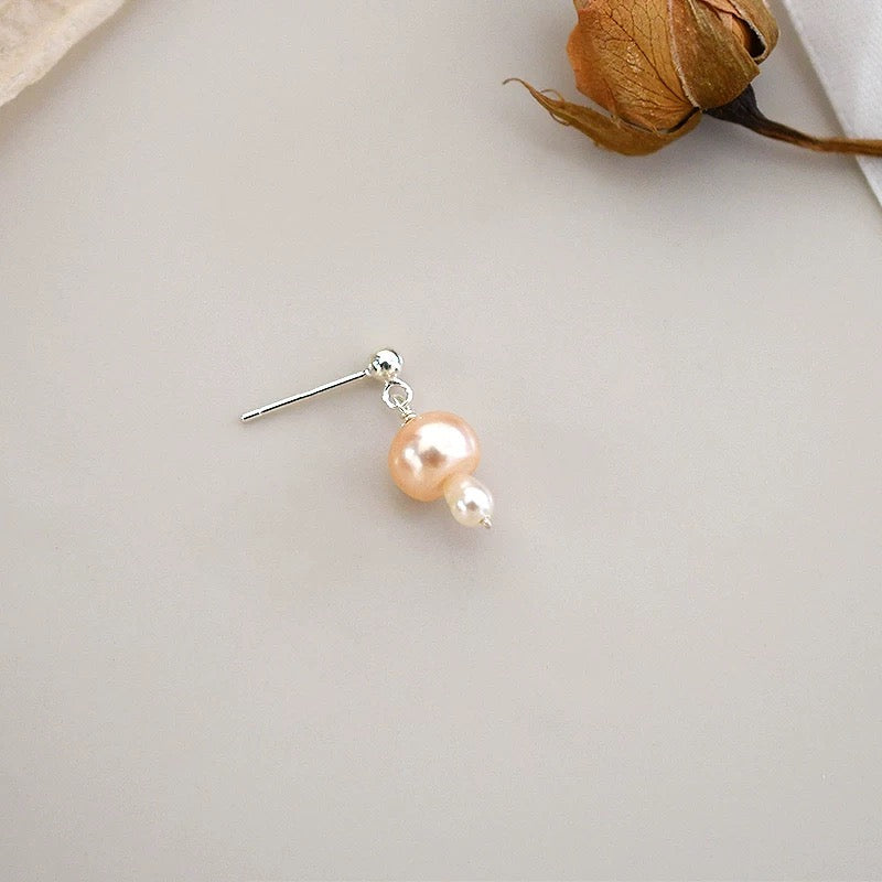 (E059) Pearl sterling silver stud & earrings