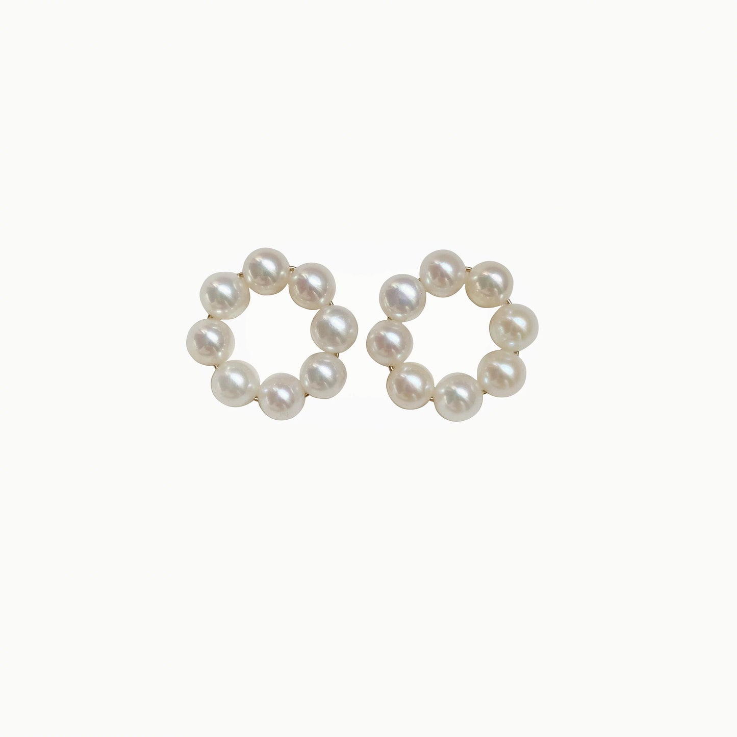 Small circle stud earrings/ akoya pearl(E78)