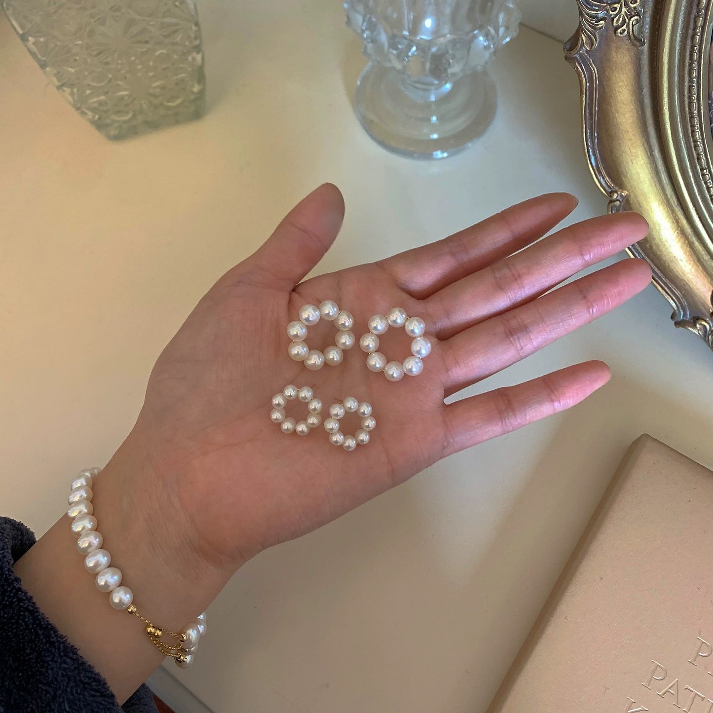 Small circle stud earrings/ akoya pearl(E78)