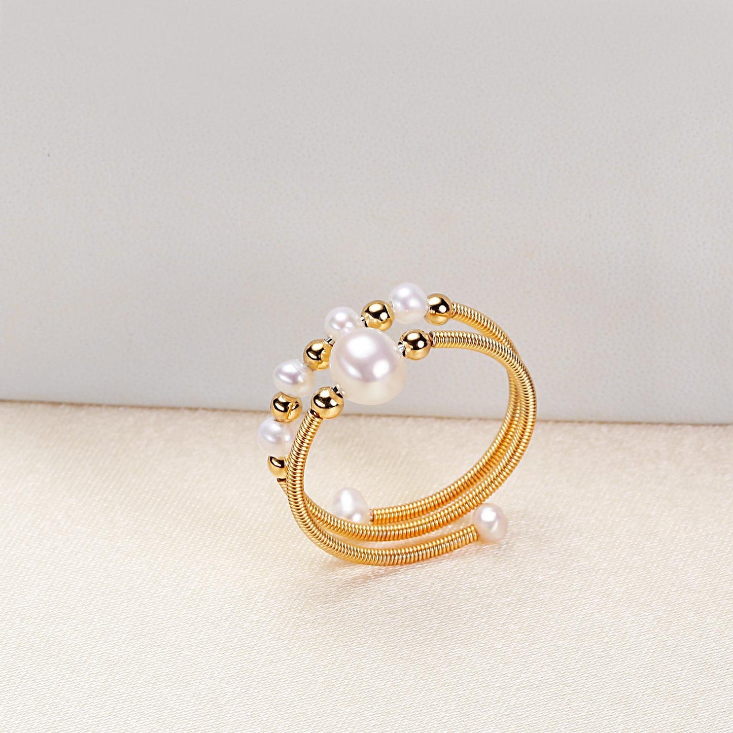 R77 Double pearl ring