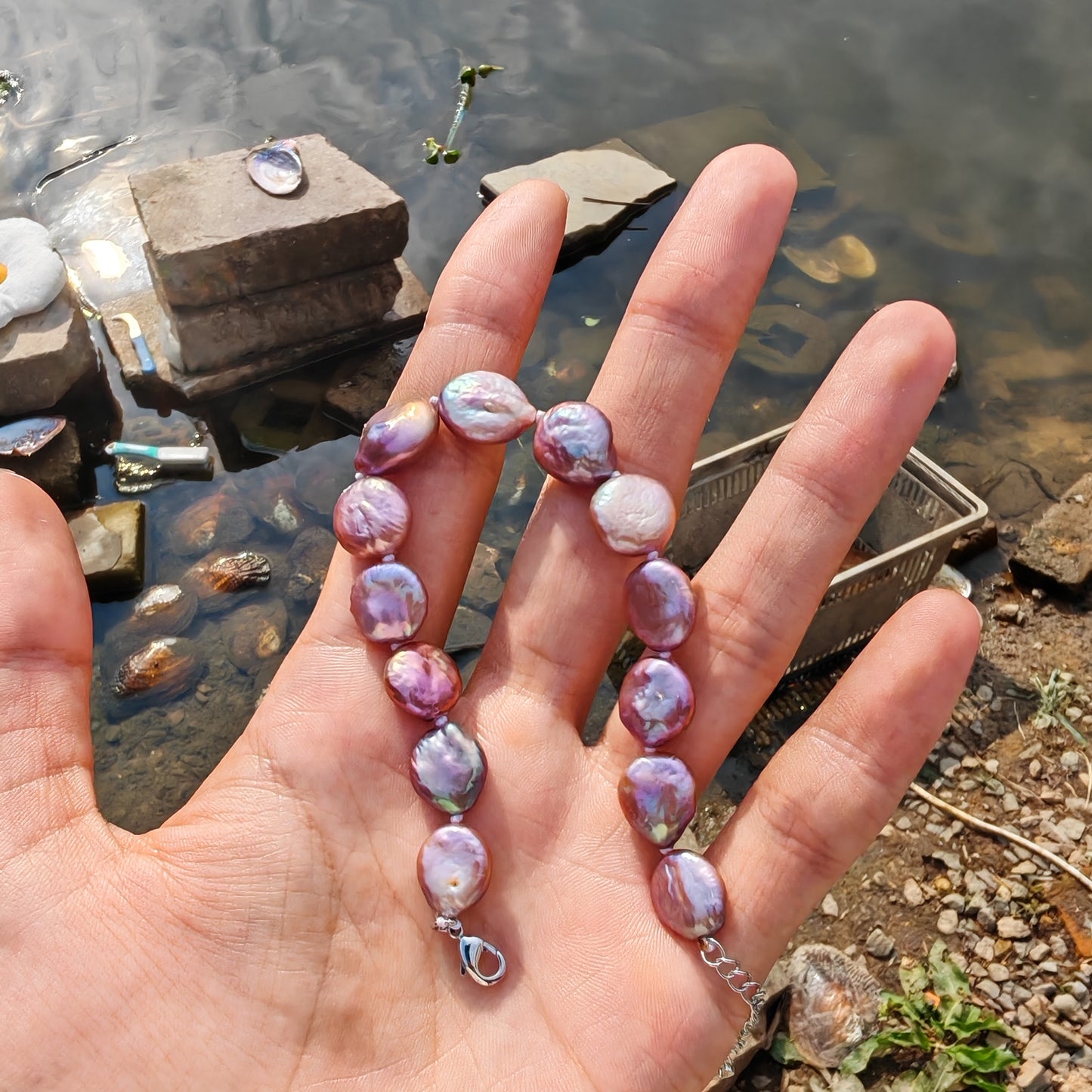 (B053) Button bracelet