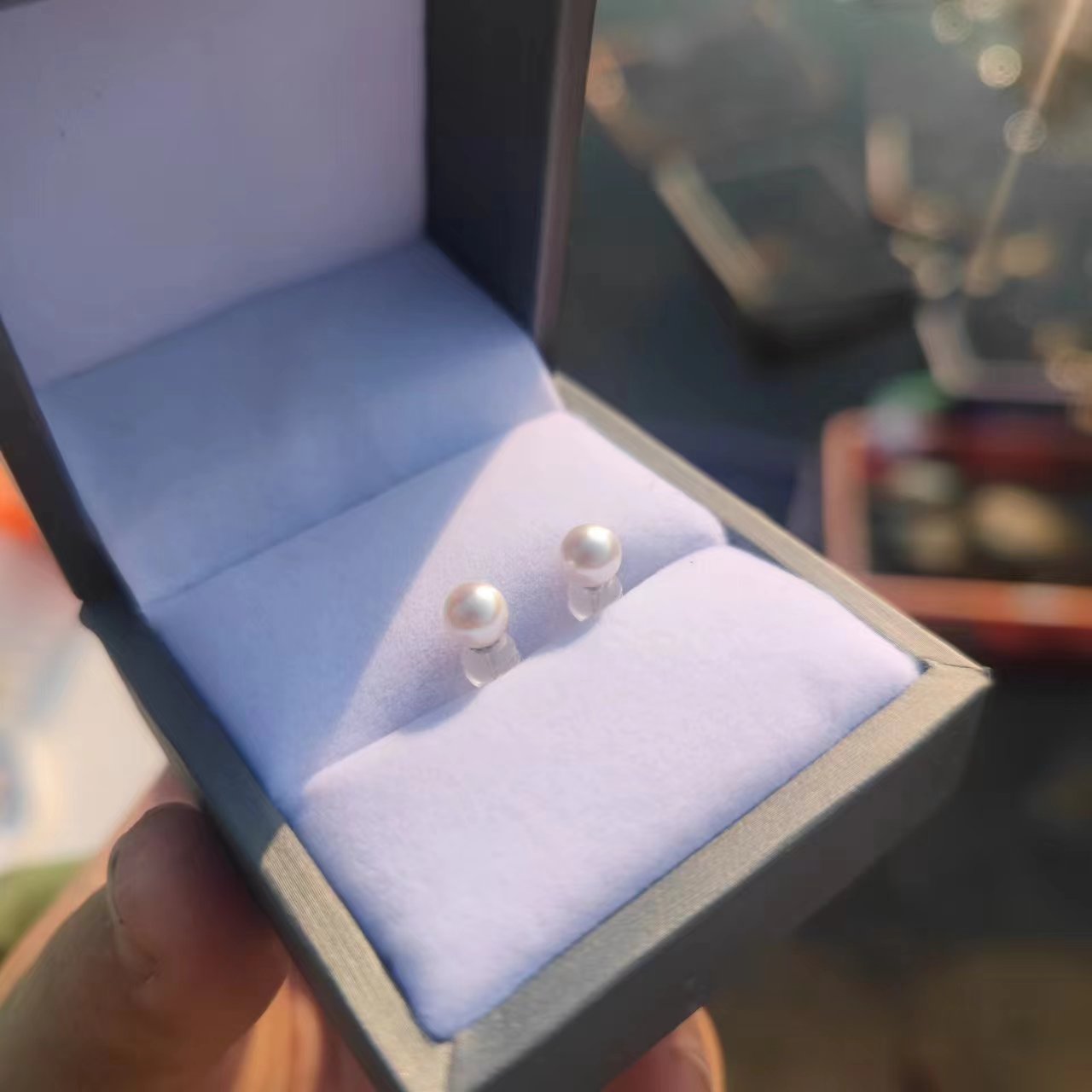 E52 G18K Sea Water AK Earring