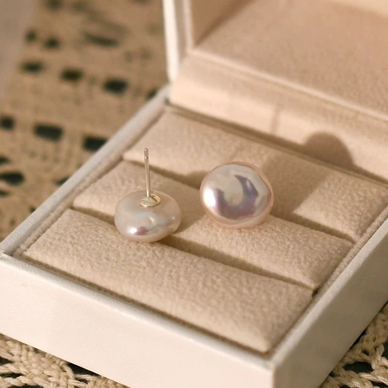 (E058) Button Pearl sterling silver stud earrings Hard Light