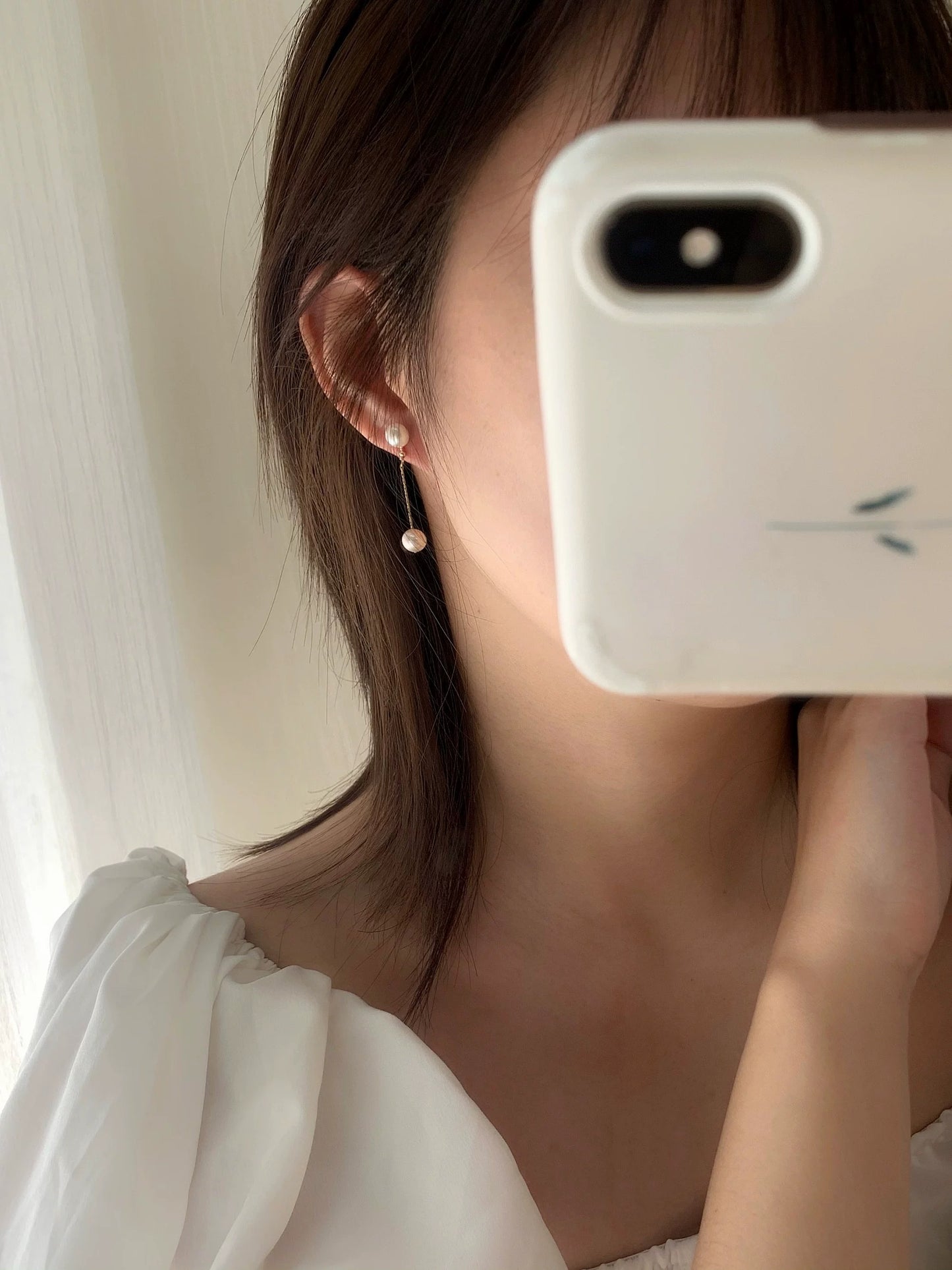 (E054) Pearl dangling  earrings