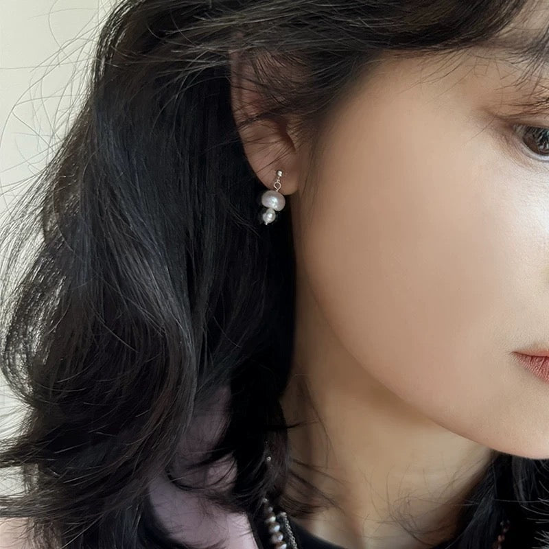 (E059) Pearl sterling silver stud & earrings