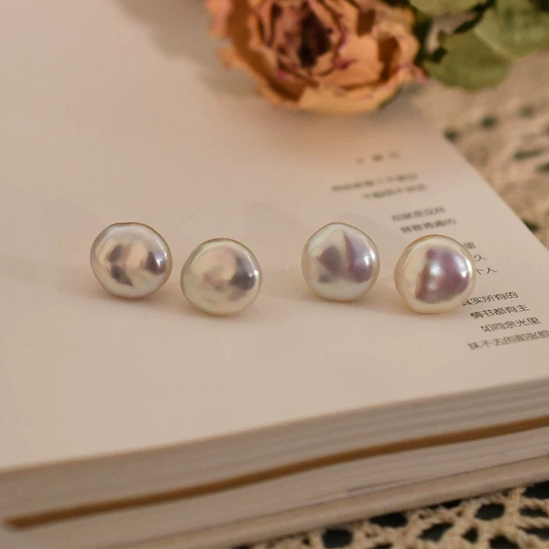 (E058) Button Pearl sterling silver stud earrings Hard Light