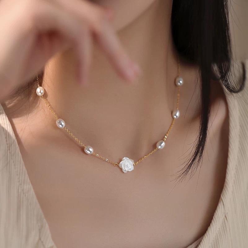 (N107)Rose pearl necklace/babybreath pearl necklace