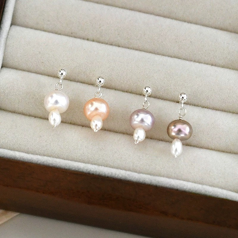 (E059) Pearl sterling silver stud & earrings