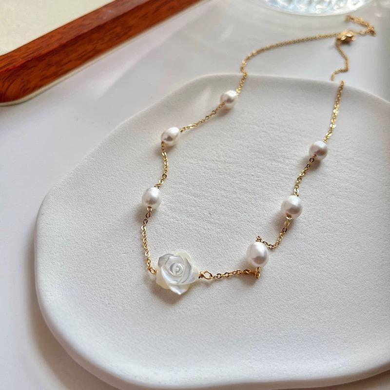 (N107)Rose pearl necklace/babybreath pearl necklace