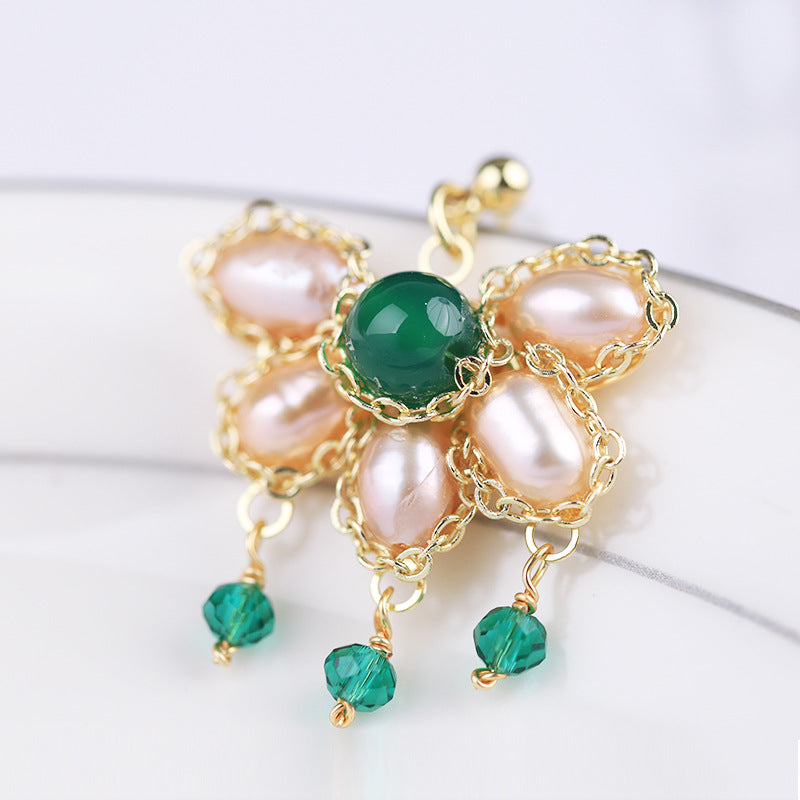 (E035) Metal chain wrapped freshwater pearlite greenstone earrings