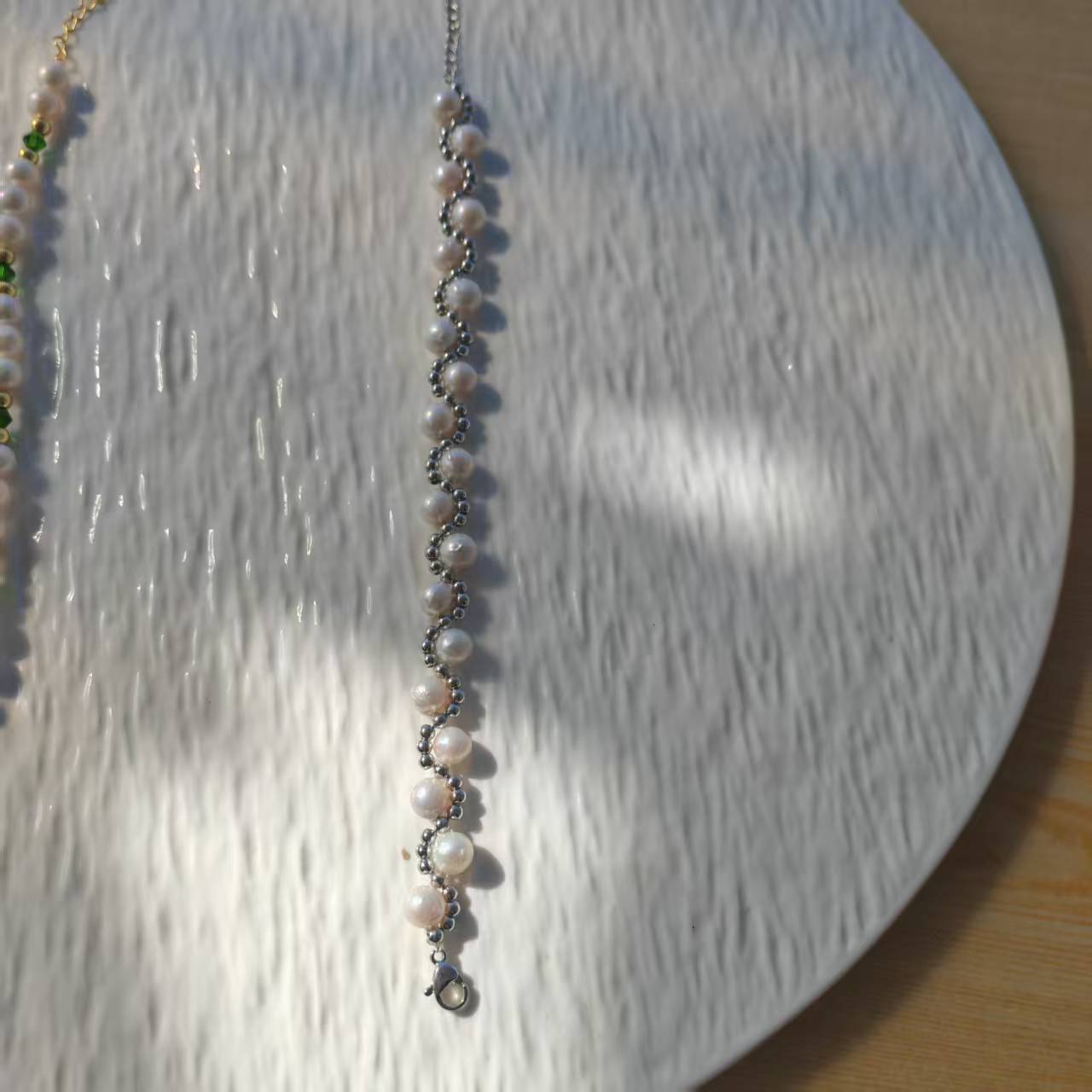 (B028) pearl  bracelet