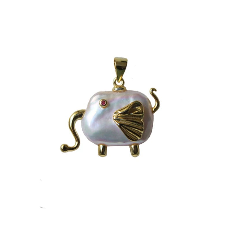 (P006) elephant pearl pendant/S925