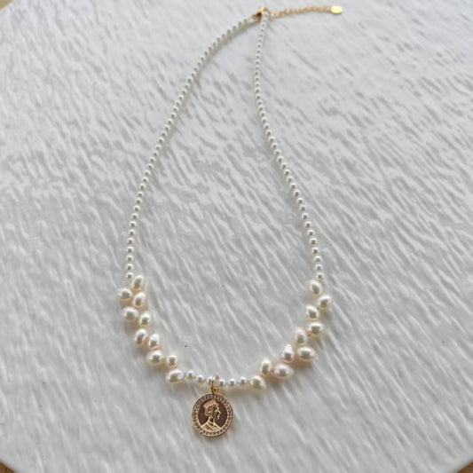 (N031) whiteAK and rainbow pearl necklace