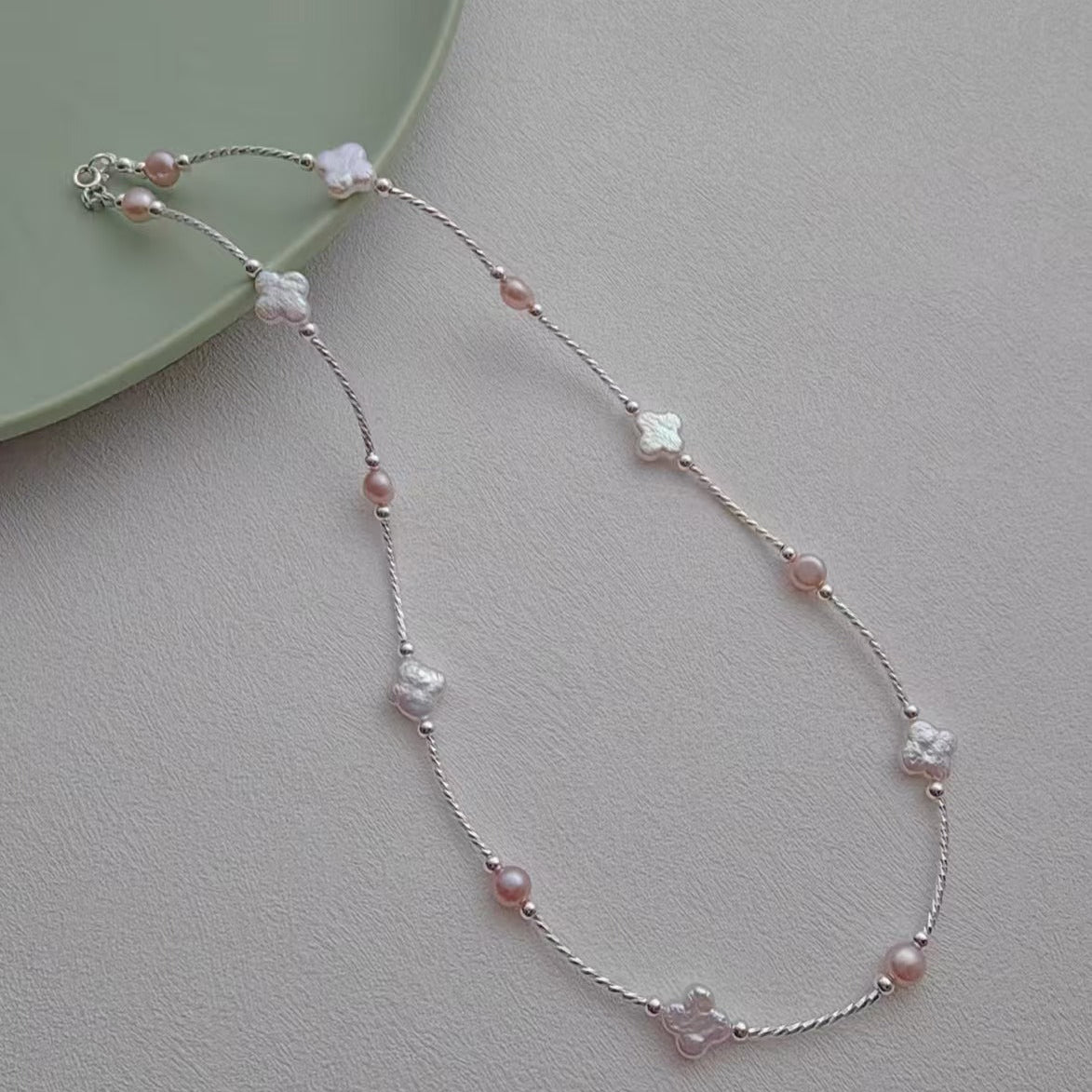 (N027)Clover pearl necklace/Handmade Pearl Necklace/Real Pearl Necklace