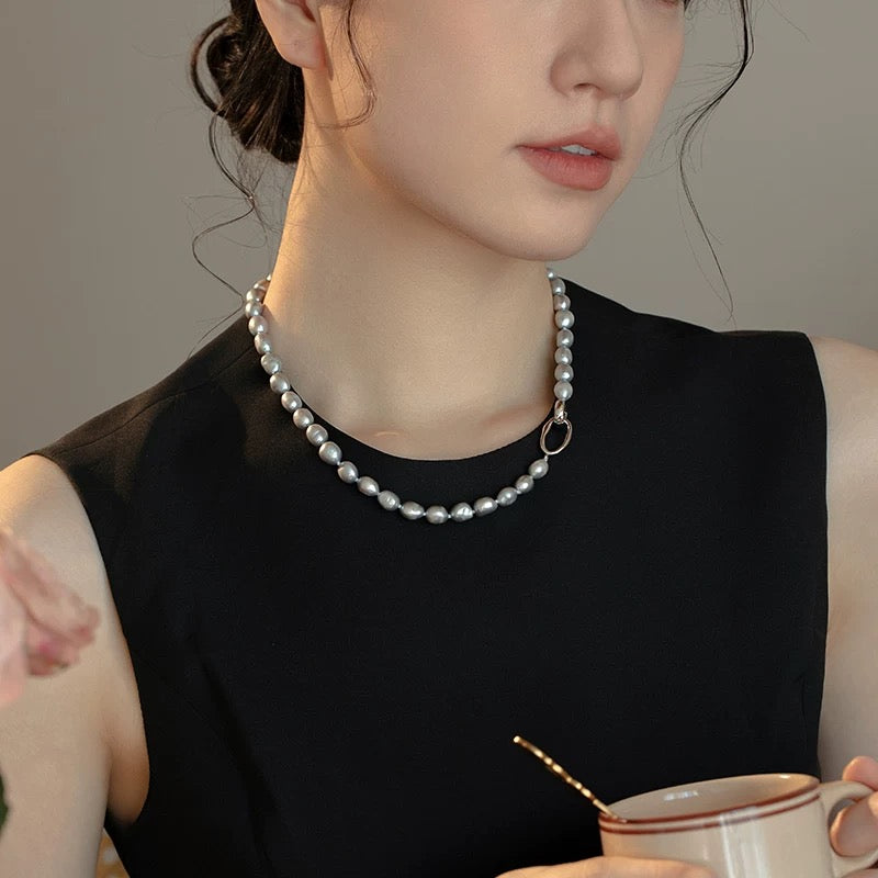 (N053) Gray pearl necklace