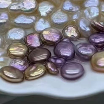 【Live】New Baroque Pearls of "BUTTON" Shape ○ (irregular shapes, one oyster—3-6pcs button)