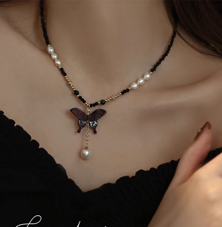 (N015)Black butterfly pearl necklace/Freshwater Pearl Necklace
