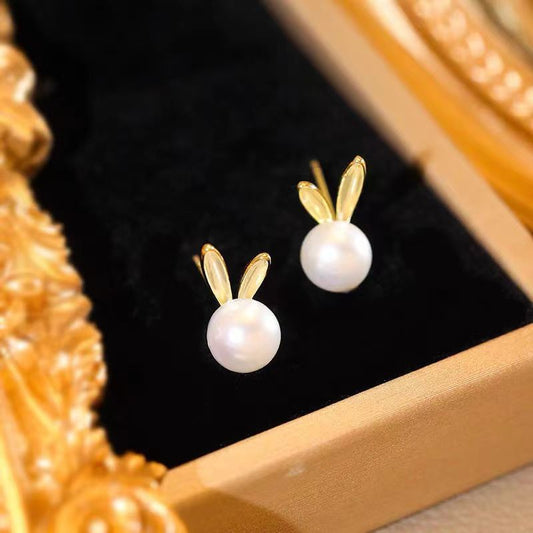 (E020)  Rabbit stud