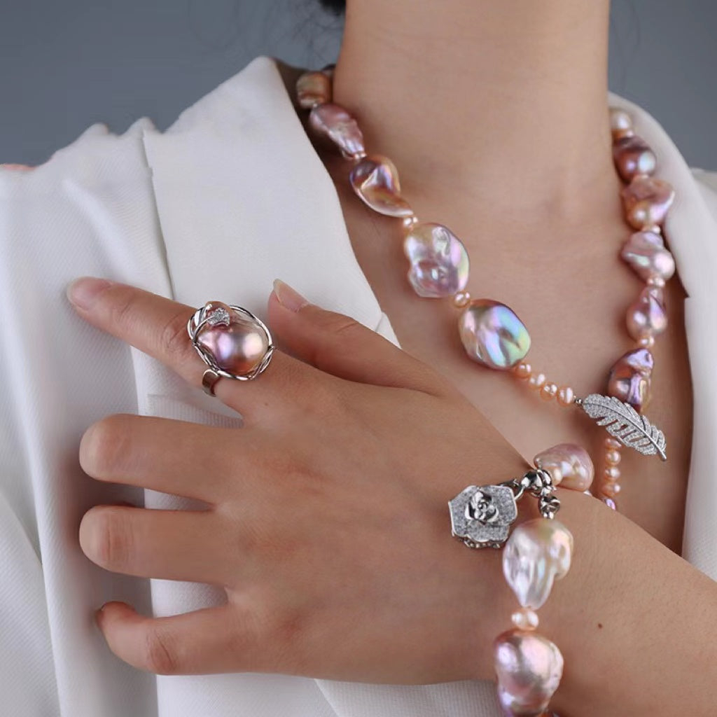 (J040)   Legendary Baroque pearl--necklace & bracelet & Ring