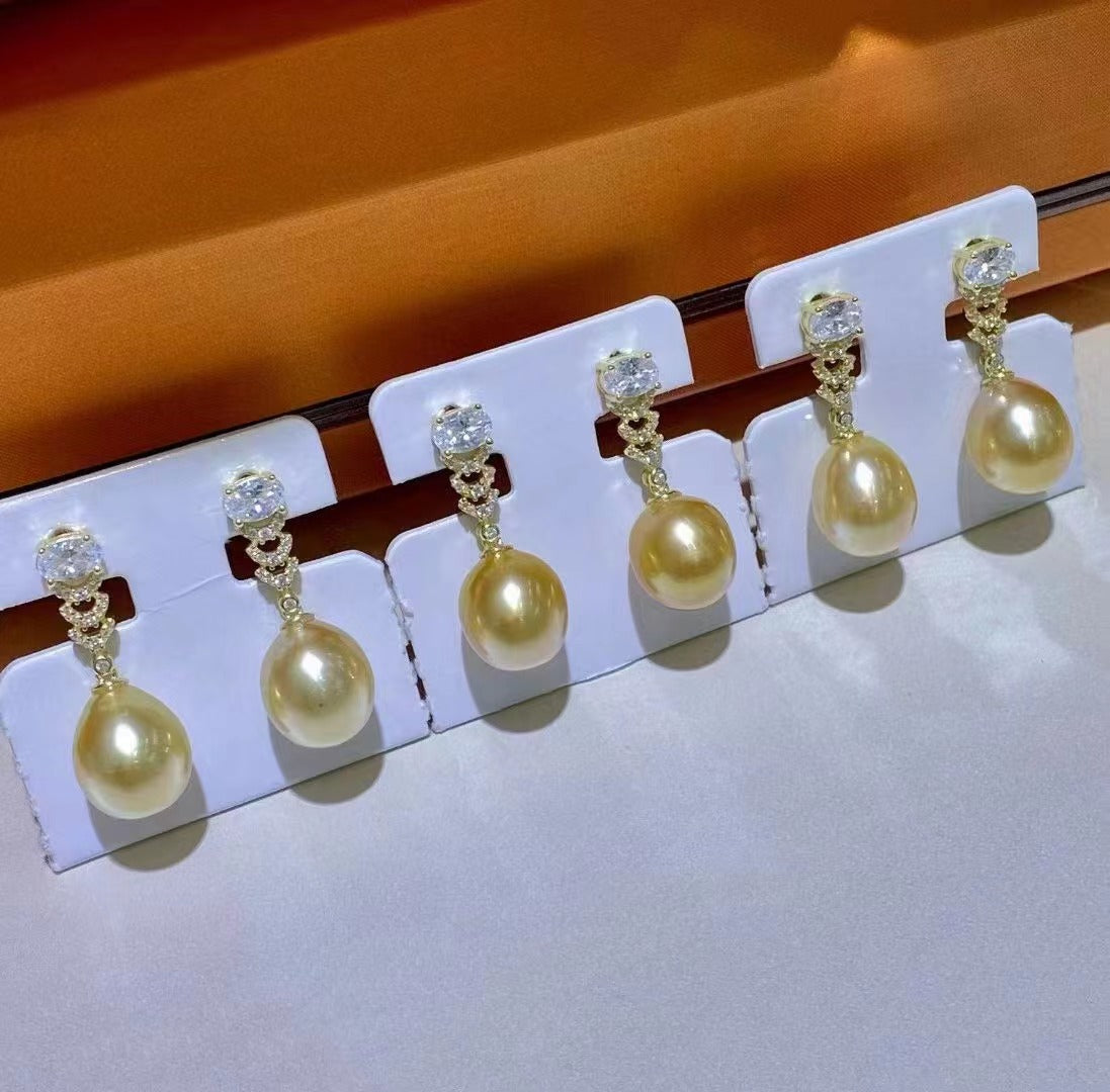 (E019)  South Sea Golden Pearl Saltwater Pearl Earrings Set in 18k Gold