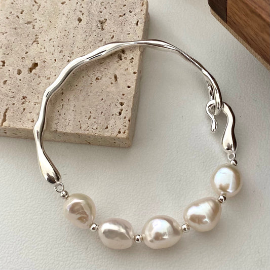 (B046) Fresh water pearl bracelet