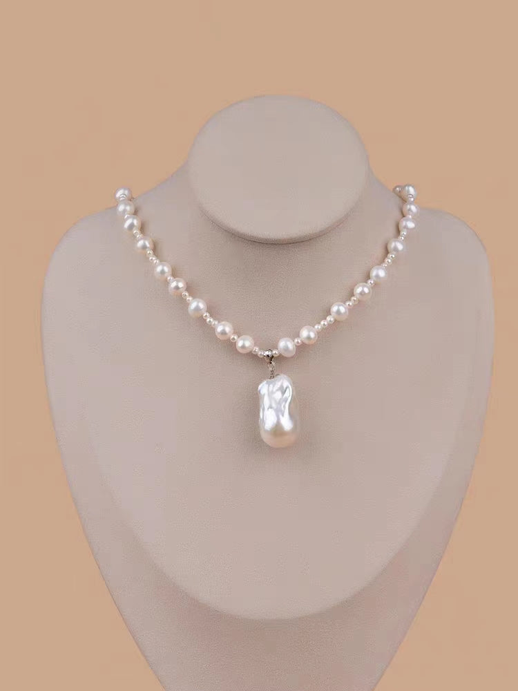 (N061)Legendary baroque pearl necklace